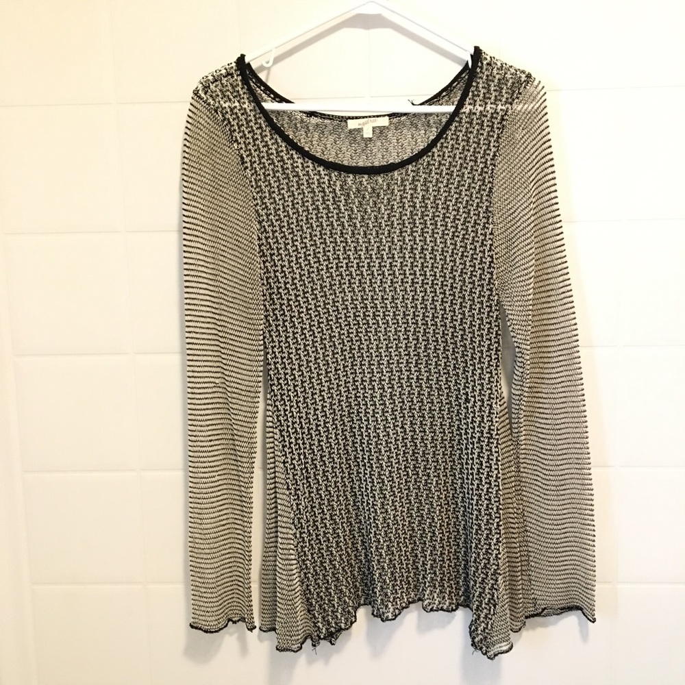 Mystree brand sheer loose woven chain like top